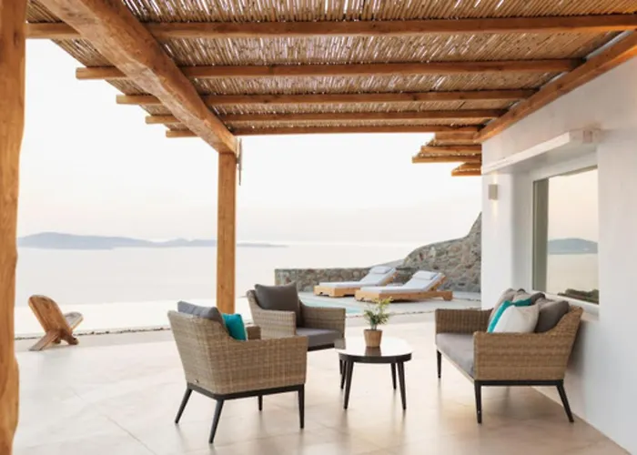 Birdhouse Private Luxury - Romantic Couple Retreat